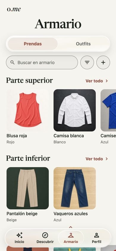 Armario de Outfiteame con prendas organizadas